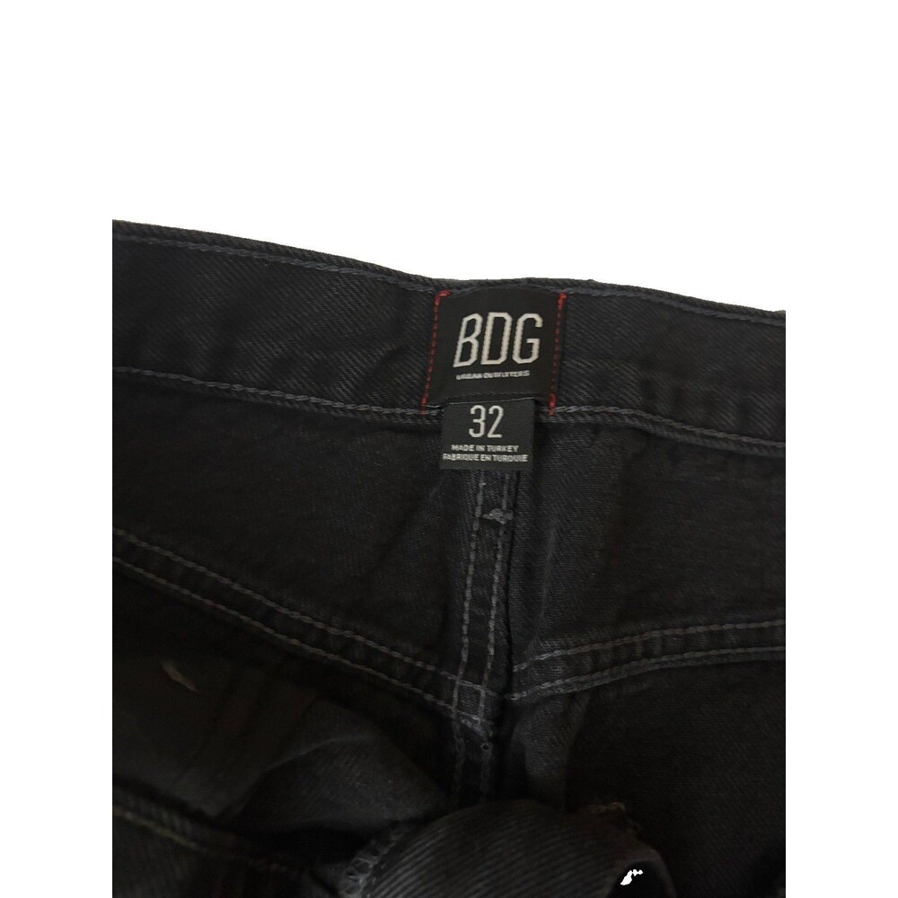 BDG Urban Outfitters Women's Denim Shorts Size 32 Black High Rise Cutoff NWT - Picture 3 of 6